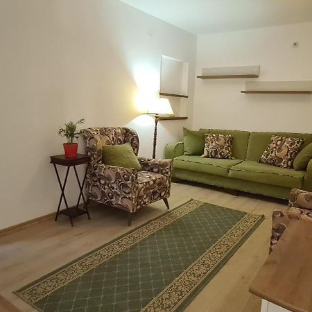 Petrovac Apartments Obala Dragovic מראה חיצוני תמונה