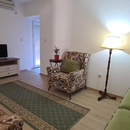 Petrovac Apartments Obala Dragovic מראה חיצוני תמונה