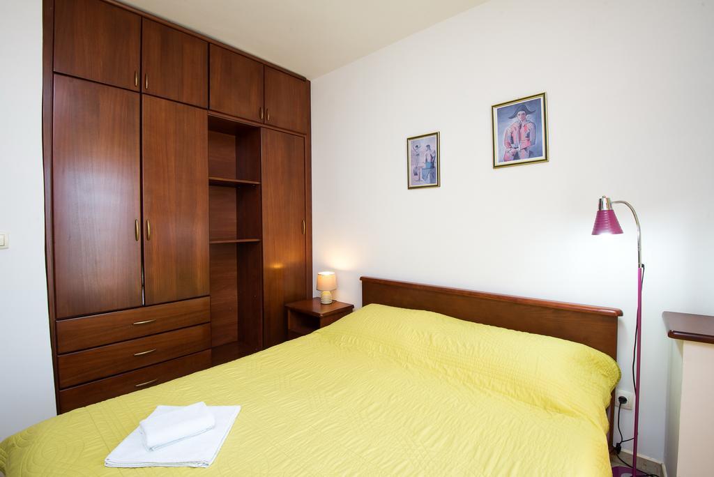 Petrovac Apartments Obala Dragovic מראה חיצוני תמונה