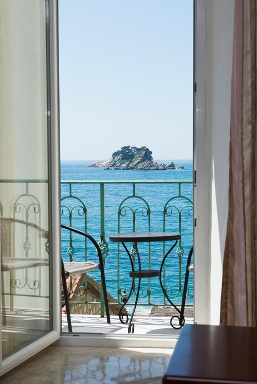 Petrovac Apartments Obala Dragovic מראה חיצוני תמונה